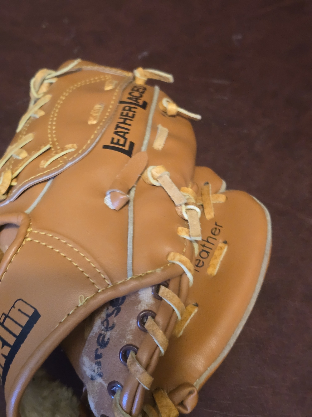 Leatherace Kids Tan Baseball Glove